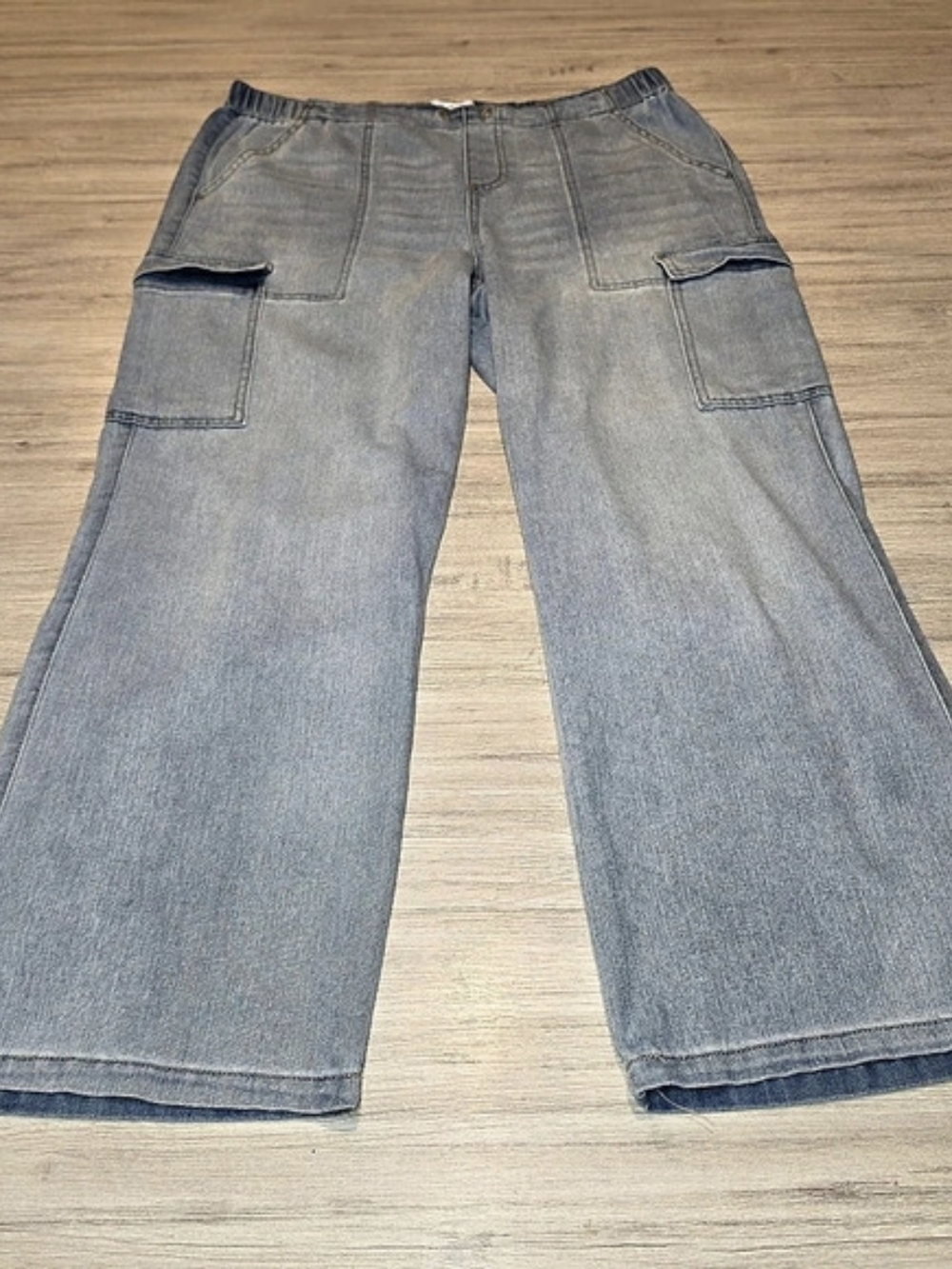 Vanilla Star Wide Leg Cargo Pants Jeans Women's Light Wash Size 1X